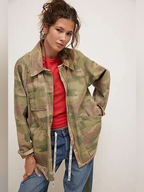 NWT We The Free Reversible Jacket, Camo, Size XS